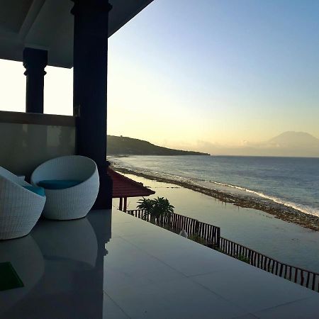 Ogix Cliff Paradise Semaya ภายนอก รูปภาพ
